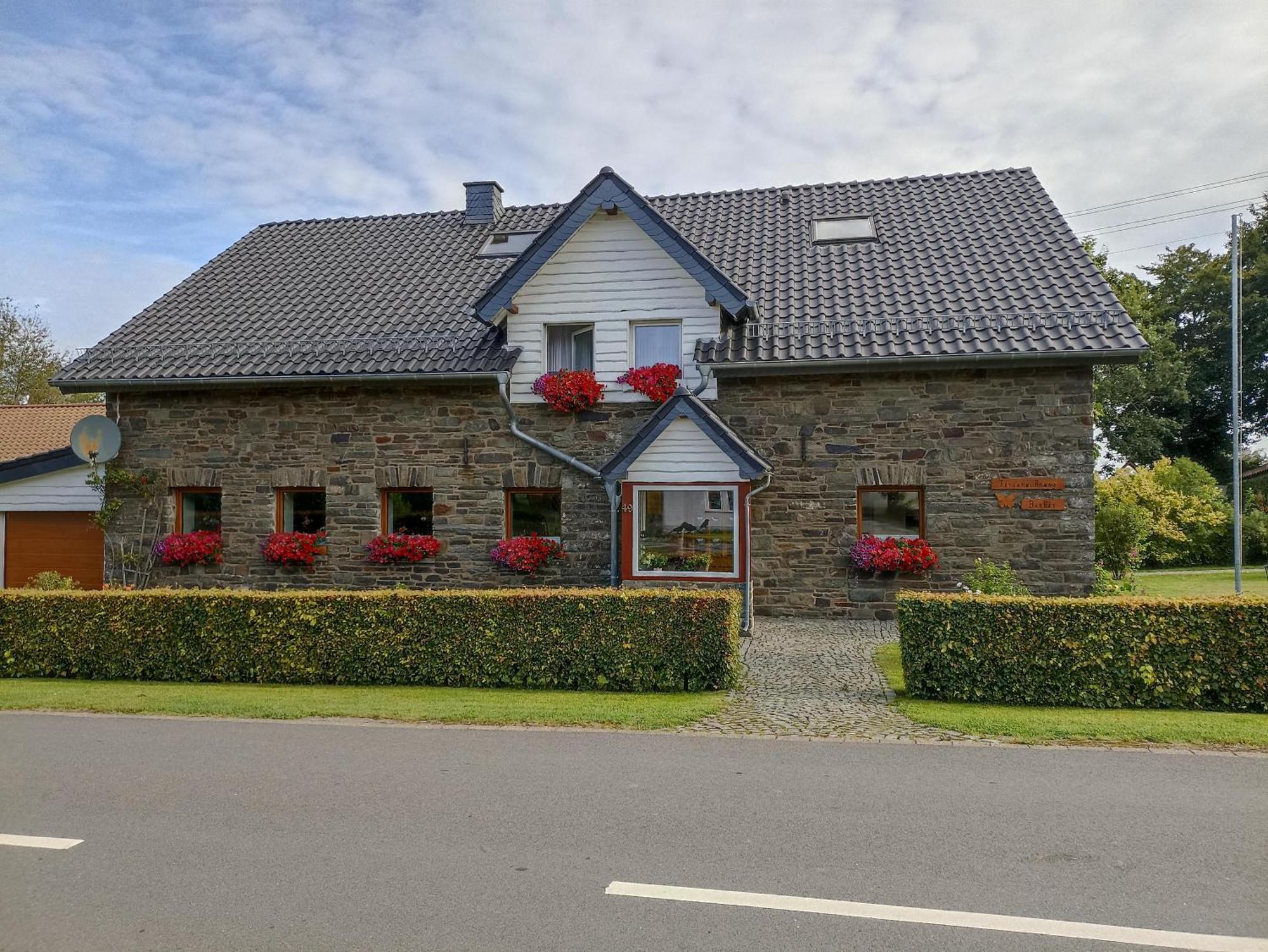 Appartement Biebes Hofen